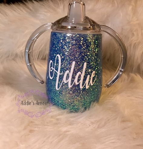 Glitter tumbler, glitter sippy cup, custom tumbler Sippy Cup Tumbler Girl, Baby Tumbler, Sippy Cup Tumbler, Toddler Sippy Cups, Baby Glitter, Kids Fashion Swag, Diy Wine Glasses, Glitter Tumbler Cups, Glitter Wine