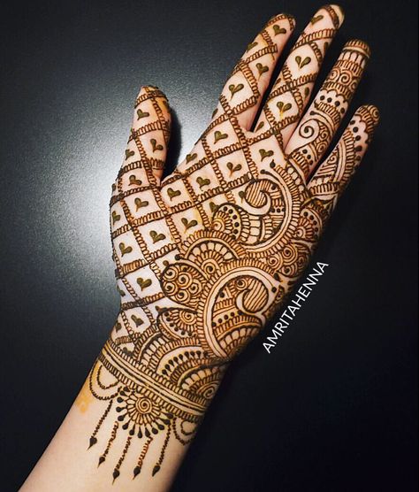 Click on the Link in my Bio to watch the full video of this design on my Youtube Channel. Don’t forget to Like, Comment, Share and… Finger Mehendi, Easy Mehndi Designs, Simple Arabic Mehndi, Simple Arabic Mehndi Designs, Indian Mehndi Designs, Easy Henna, मेहंदी डिजाइन, Tato Henna, Mehndi Designs 2018