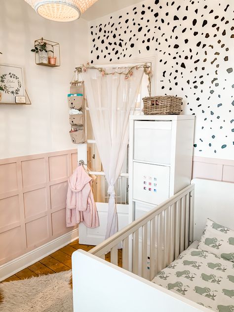 Dalmatian Nursery, Dalmatian Spots, Baby Girl Nursery, 101 Dalmatians, Dog Themed, Nursery Themes, Dalmatian, Girl Nursery