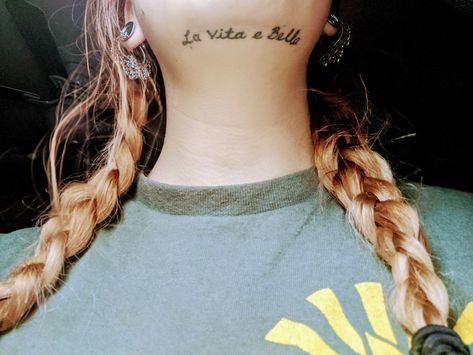 Chin Tattoo Woman, Under Chin Tattoo Woman, Under Chin Tattoo, Chin Tattoo, Writing Tattoo, Back Shoulder Tattoos, Writing Tattoos, Words Art, Back Of Shoulder Tattoo