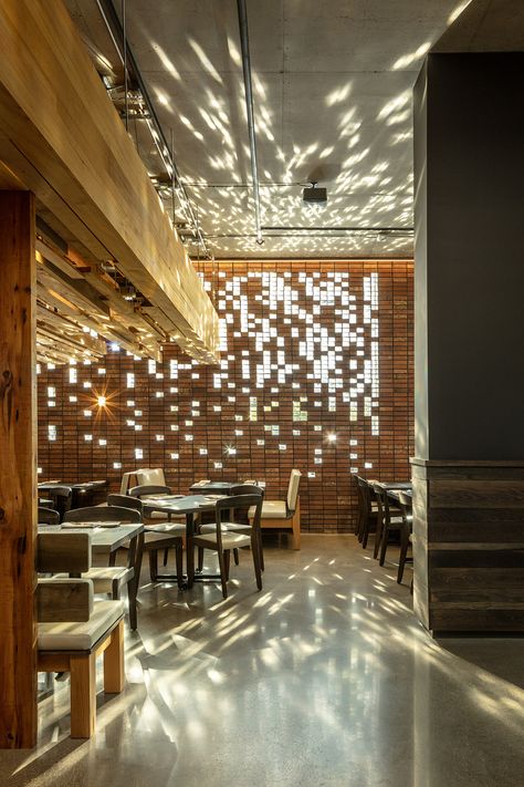 UCHI - tres birds Japanese Interior Restaurant, Japanese Restaurant Interior, Japanese Restaurant Design, Dark Dining Room, Brick Interior Wall, Brick Interior, Backlit Signs, Restaurant Decoration, Sushi Restaurant