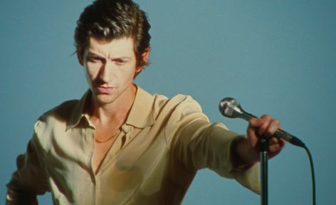 new arctic monkey single ‘Body Paint’ Is out!!! Alex Turner, Arctic Monkeys, Monkeys, A Man, Paint