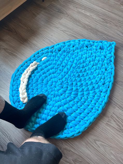 Free Crochet Rain Drop Rug Crochet Jumbo Yarn, Chunky Yarn Crochet Rug Patterns Free, Crochet Rain Drop, Julep Rug Crochet, Victor Strand, Jumbo Yarn Crochet Rug, Crochet Rug Tshirt Yarn Rectangle, Crochet Rugs Free Patterns Easy Bath Mats & Rugs, Round Loom Knitting