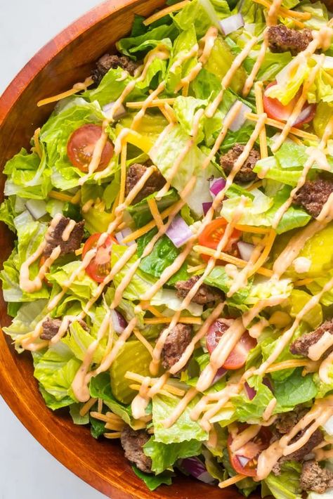 Hamburger Salad In Less Than 30 Minutes 1 Hamburger Salad, Gf Salads, Perfect Hamburger, Healthy Hamburger, Food Guilt, Romaine Lettuce Salad, The Bun, Special Sauce, Burger Sauce