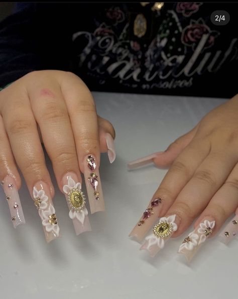 Virgencita Acrylic Nails, White Virgencita Nails, Nails With Virgin Mary, Catholic Nails Acrylic, Pink Virgencita Nails, Acrylic Nail Designs Almond, Virgencita Nails, Nail Designs Almond, Practice Nails