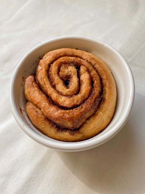 Single Serve Cinnamon Roll | Ash Baber Single Serve Cinnamon Roll, Cinnamon Roll Frosting, 2 Ingredient Recipes, Small Batch Baking, Cinnamon Roll Cookies, Best Cinnamon Rolls, Single Serving Recipes, Cinnamon Cookies, Mug Recipes