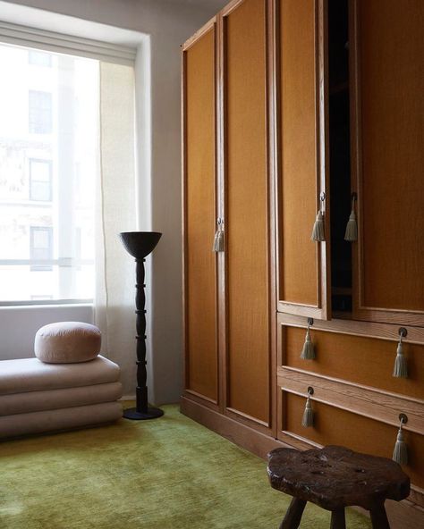 Studio Giancarlo Valle on Instagram: “armoire detail w/ fabric doors @archdigest @stephenkentjohnson @colinking @whatpaolasees #studiogiancarlovalle” Giancarlo Valle, London List, Minimalism Living, Wrought Iron Beds, Colin King, Bronze Floor Lamp, Look Retro, Wooden Dining Chairs, غرفة ملابس