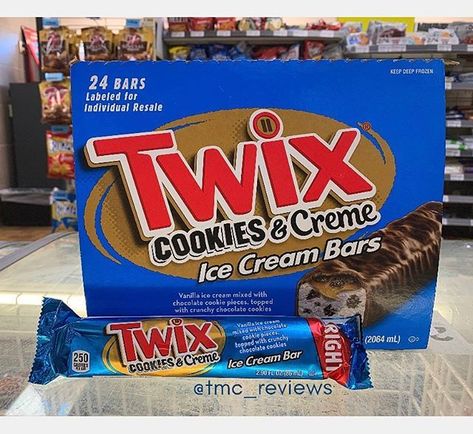 Twix Ice Cream, Cookies And Cream Ice Cream, Homemade French Toast, Candy Room, Ice Cream Bars, Ice Cream Mix, Twix Cookies, Ice Cream Bar, Cream Candy