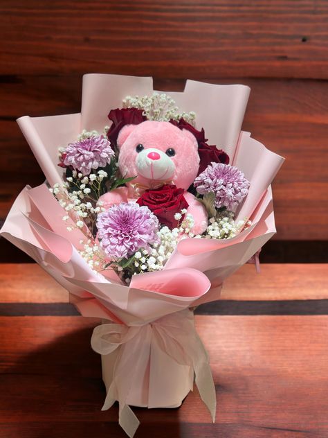 Aesthetic Objects, Gift Bouquet, Flowers Bouquet Gift, Gift Flower, Flower Box, Full Of Love, Flower Boxes, Flower Gift, Diy Gifts