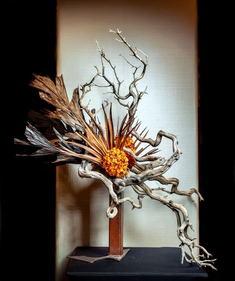 Dry Flower Arrangements, Contemporary Flower Arrangements, Floral Art Arrangements, Modern Floral Arrangements, Flower Composition, Large Floral Arrangements, Modern Floral Design, Corporate Flowers, Floral Art Design