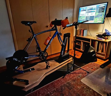 Pain cave, zwift, rocker plate Zwift Cycling Setup, Zwift Setup, Bike Cave, Zwift Cycling, Running Aesthetic, Indoor Bike Trainer, Bicycle Diy, Workout Pics, Workout Room Home