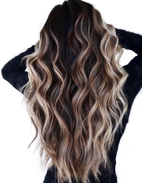 Chocolate With Blonde Highlights, Hair Color Ideas For Brunettes For Summer Balayage Highlights Short, Dimensional Balayage Brunettes, Dark Brown Blonde Hair, Western Hair Color, Dark Summer Hair, High Contrast Hair, Hair Color Ideas Balayage, V Cut Hair