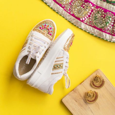 #FebruaryPicks: The Best Bridal Buys Of The Month! | WedMeGood Saree Sneakers, Sneaker Wedding, Shadi Ideas, Wedding Sneakers For Bride, Embroidery Sneakers, Bride Sneakers, Wedding Bucket, Indian Wedding Shoes, Layer Dresses