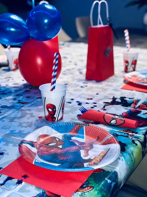 Spider Man Table Decorations, Spiderman Birthday Party Decorations, Boy Party Decorations, Spiderman Birthday Party, Spiderman Party, Spiderman Birthday, Superhero Birthday Party, Baby Boy Birthday, 11th Birthday