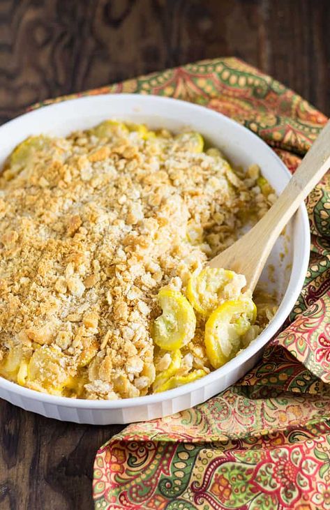 Cheesy Squash Casserole, Christmas Casseroles, Easy Squash Casserole, Cheesy Squash, Southern Squash Casserole, Make Ahead Casseroles, Christmas Casserole, Yellow Squash Casserole, Squash Casserole Recipes