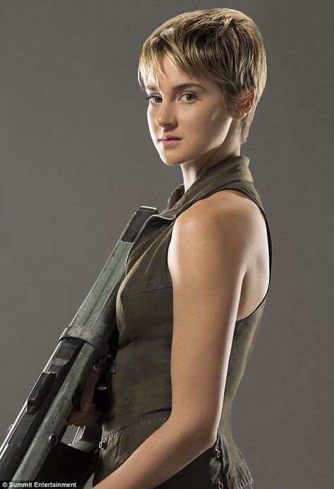 Divergent Hair, Insurgent Book, Chaos Insurgency, Shailene Woodley Hair, Insurgency Sandstorm, Insurgent Movie, Divergent Tris, Rosa Salazar, Tris And Four