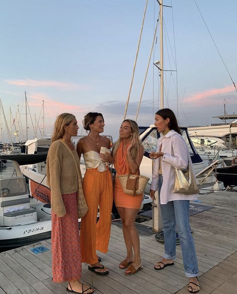 Italy Aesthetic Outfit, Amalfi Coast Outfits, Coast Outfit, Mediterranean Aesthetic, Holiday Outfits Summer, Greece Outfit, 2024 Aesthetic, Boat Day, Europe Aesthetic