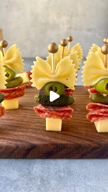 Ain’t Too Proud To Meg on Instagram: "Bow Tie Charcuterie Skewers are the cutest & easiest appetizer for entertaining this fall so I’m teaming up with @RothCheese to show you how to make them. #RothPartner

Be sure to #ReachForRoth when entertaining and choose their Creamy Havarti for its high quality and ultra creamy taste; a perfect compliment to the briny olives & cornichons on the skewers. 

It’s available (along with other delicious #RothCheese) in the deli section at a grocery store near you. You can click the link in my bio to find a location.

INGREDIENTS

1 6-oz block @RothCheese Creamy Havarti, cut into squares
Bowtie pasta
Olive Oil, to taste
Salt & pepper, to taste
Salami, folded into fourths
Castelvetrano olives
Cornichons

INSTRUCTIONS

1. Boil bowtie pasta in salted water un Bowtie Charcuterie Skewers, Bow Tie Charcuterie Board, Bow Tie Appetizers, Bow Tie Charcuterie Skewers, Bow Tie Antipasto Bites, Salami Skewers Appetizers, Bow Tie Pasta Appetizers, Appetizers On Skewers, How To Fold Salami For Charcuterie