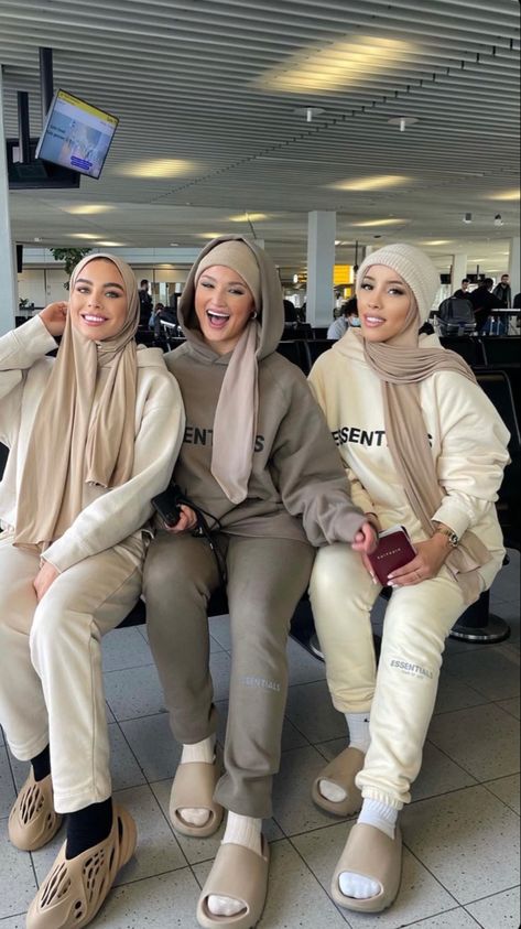 Hijabi Fashion Summer, Airport Pics, Outfit Muslim, Airport Outfit Summer, Outfits Muslim, Muslim Outfit, Stile Hijab, Modesty Outfits, Mode Turban