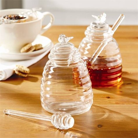 Honey Jars, Desain Pantry, Gadgets Kitchen Cooking, Cute Kitchen, Cool Kitchen Gadgets, Honey Pot, Kitchen Items, Kitchen Stuff, Honey Bee