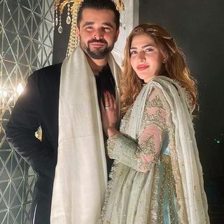 The famous Fahad Hussayn bridal is definitely a popular design many brides are choosing for their baraat😍 Designer: @theluxurious786… Fiza Khawar, Hamza Ali Abbasi, Naimal Khawar, Pakistani Mehndi Dress, Faiza Saqlain, Man Dress Design, Brides Sister, Bridal Photography Poses, Celebrity Casual Outfits