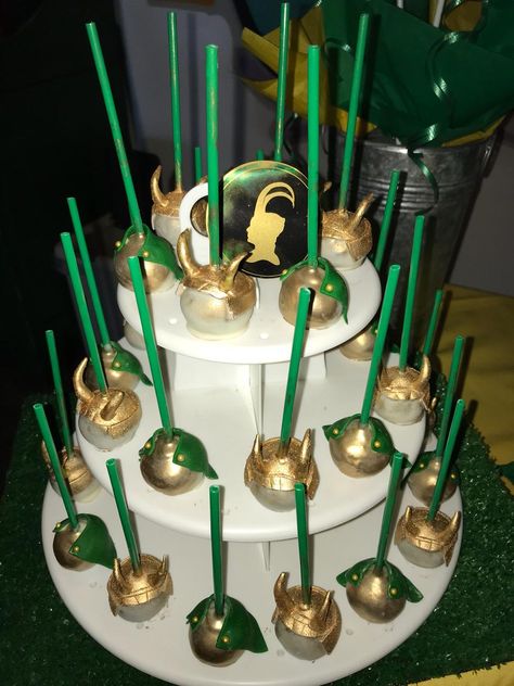 Loki’s cakepops Loki Themed Party, Loki Birthday Party, Loki Party, Loki Birthday, Avengers Birthday Party Food, Marvel Cakes, Birthday Marvel, Marvel Birthday, Marvel Birthday Party