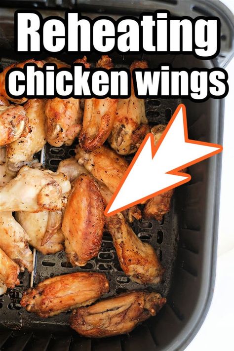 How to reheat chicken wings in air fryer so they get crispy chicken skin again! Easy to do in a Ninja Foodi or other brand to enjoy again. Leftover Chicken Wings, Wings In Air Fryer, Marinated Chicken Wings, Air Fry Chicken Wings, Air Fryer Wings, Wings Recipes, Reheat Chicken, Bbq Chicken Wings, Crispy Wings