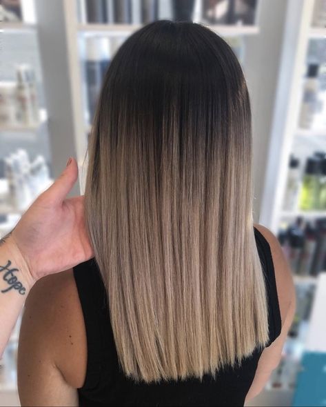 Ombre Hair Colors Ideas, Straight Dark Balayage, Brown Blonde Bayalage Hair, Ombre Hair Color For Brunettes Straight, Dark To Blonde Ombre Hair, Sombre Blonde Balayage, Babylights Blonde On Brown Hair, Short Balayage Hair Brown, Sombre Hair Blonde Balayage