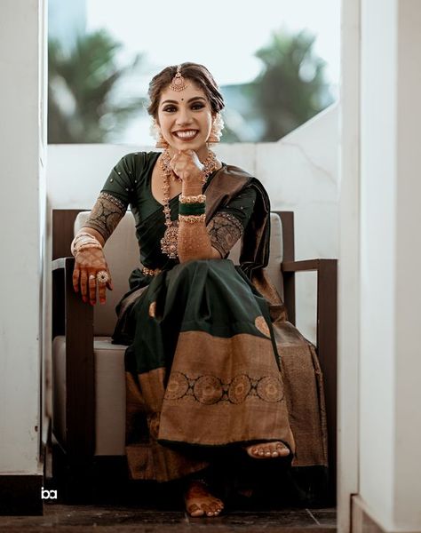 Elegant Kochi Wedding Of A Photographer Couple With 50 Guests Indian Bridal Looks, South Indian Wedding Saree, South Indian Bride Saree, Portraits Ideas, Bridal Sarees South Indian, Indian Bridal Sarees, Indian Sari Dress, Indian Bride Outfits, Bride Portraits