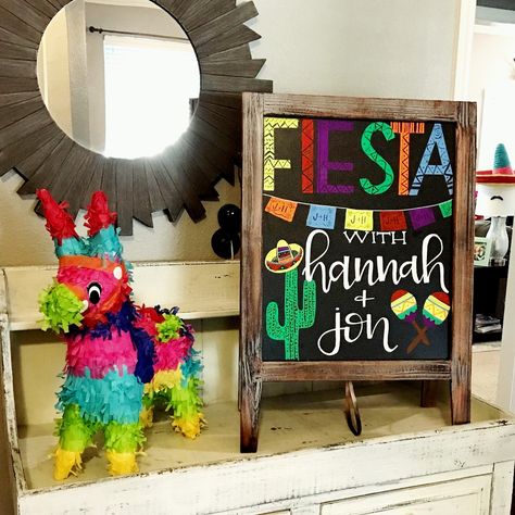 Fiesta Chalkboard Sign, Couples Birthday Party Ideas, Bridal Shower Themes Ideas, Fiesta Engagement Party, Fiesta Wedding Shower, Bridal Shower Themes, Mexican Bridal Showers, Fiesta Shower, Fiesta Bridal Shower