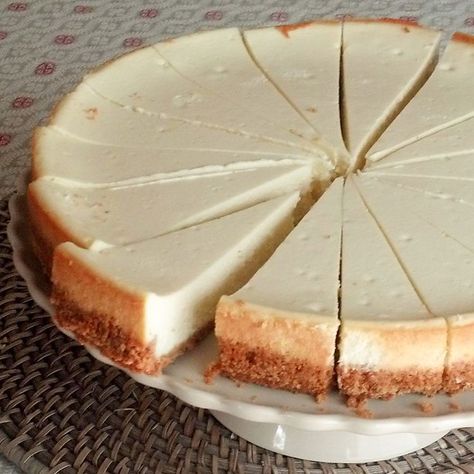 Perfect Cheesecake Everytime Winter Bbq, Homemade Cheesecake Recipes, Perfect Cheesecake, Philadelphia Torte, Burger Recipes Beef, Perfect Chocolate Cake, Perfect Mashed Potatoes, Apple Crisp Easy, Homemade Cheesecake