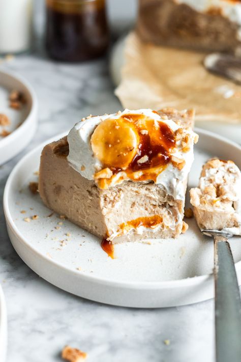 Banana Bread Cheesecake, Dairy Free Caramel, Banana Diaries, Vegan Banana Bread Recipe, 2023 Food, The Best Banana Bread, Cheesecake Vegan, Vegan Pastries, Vegan Kids Recipes