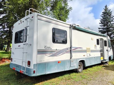 RV Renovation For a Big Family | Kitchn Rv Exterior Paint, Paint Rv, Motorhome Remodel, Glidden Paint, Rv Redo, Motorhome Interior, White Sharpie, Sink Cabinets, Rv Exterior