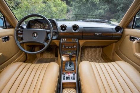 Mercedes-Benz 300 D Turbo Diesel ( W123 ), 1984. Mercedes Benz 300, Super Luxury Cars, Luxury Cars, Transportation, Mercedes Benz, Cars, Vehicles