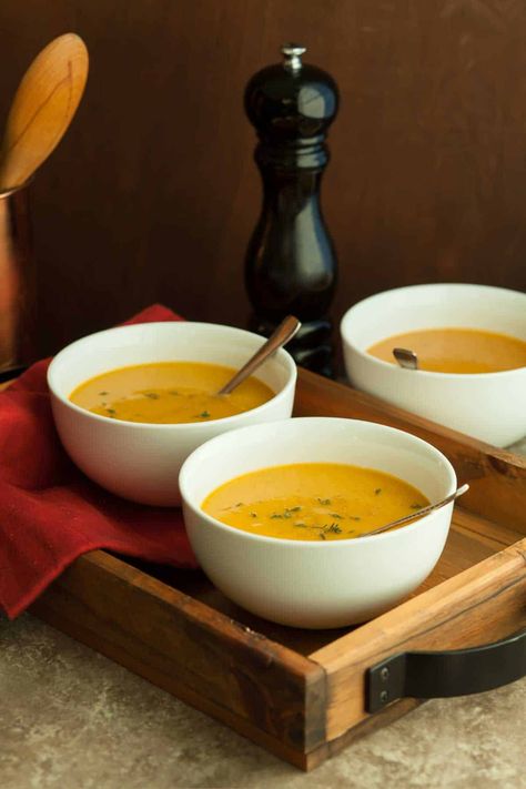 Soup Sunday, Turmeric Soup, Carrot Soup Recipes, French Soup, Leftovers Soup, Pureed Soup, Perfect Hostess, Cold Soup, Ginger Turmeric