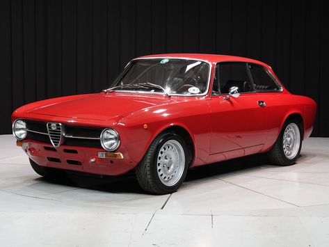 Alfa Bertone, Alfa Romeo Junior, Alfa Cars, Alfa Gtv, Alfa Romeo Gta, Alfa Giulia, Alfa Romeo 4c, Alfa Romeo Gtv, Alfa Romeo Cars