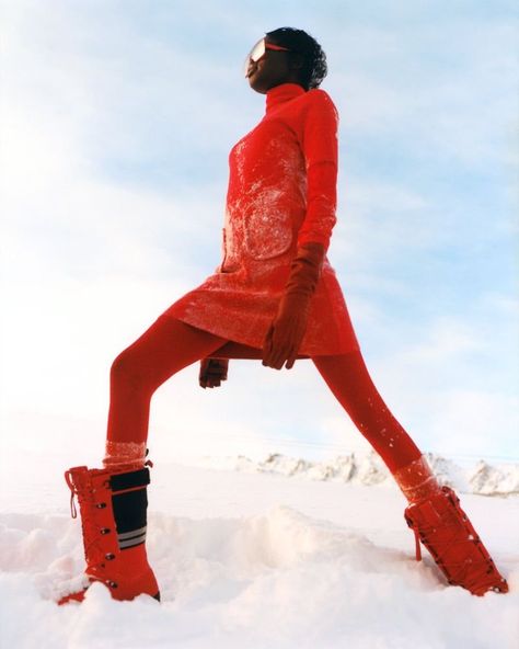 Apres Ski Style, Adam Style, Vogue France, Ski Fashion, California Style, Photo Inspiration, Skiing, Winter Fashion, Editorial