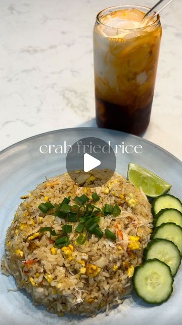 bri snacks | foodie ❀ on Instagram: "crab fried rice 🦀 1. prep everything! crack open crab and keep the meat in separate bowl, mix all sauce ingredients, scramble eggs together, and have your day old rice ready 2. heat up your pan, add oil and butter once heated 3. add minced garlic (i used garlic paste) and sauté for a few minutes 4. then add in your eggs and scramble them 5. once eggs are cooked throw in your rice & sauce mixture, combine that all together 6. lastly add in your crab and some pepper 7. optional but highly recommended, serve with green onions, cucumber, and a lime wedge 8. enjoy!!! - 1 lb crab meat - 3 1/2 cups rice - 4 eggs - olive oil - butter - pepper - 2 cloves minced garlic - green onion - cucumber - lime sauce: - 2 tbsp soy sauce - 2 tbsp fish sauce Crab Fried Rice, Rice Sauce, Scramble Eggs, Crab Fries, Olive Oil Butter, Sauce For Rice, Lime Sauce, Green Onion, Garlic Paste