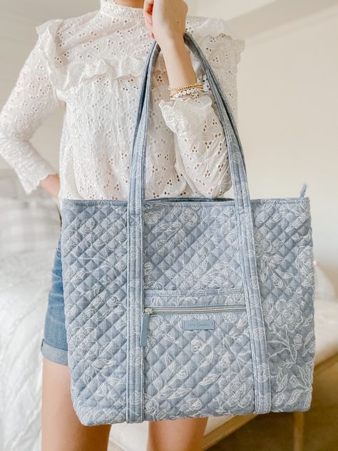 Vera Bradley Iconic Vera Large Tote Vera Bradley Outfit Ideas Vera Bradley Bags Totes, Diy Vera Bradley Bag Tutorials, Vera Bradley Aesthetic, Vera Bradley Duffle Bag, Tote Bag Outfit, Vera Bradley Tote Bags, Vera Bradley Bag, Vera Bradley Tote, Tote Outfit