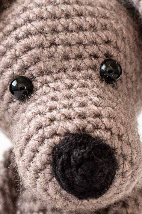 Light brown labrador dog crocheted Crochet Labrador Pattern Free, Dog Crochet Patterns Free, Crochet Labrador, Black Labs Dogs, Dog Amigurumi, Dog Patterns, Dog Crochet, Crochet Patterns Free, Crochet Dog Patterns