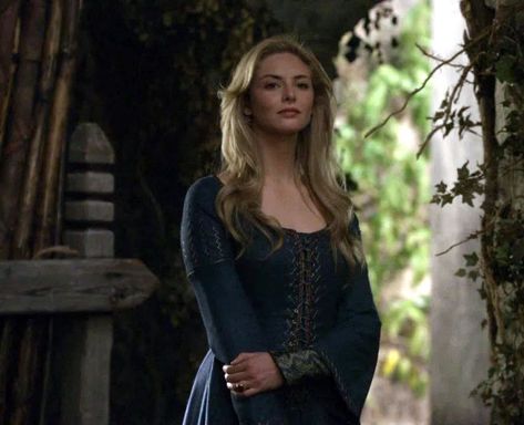 Tamsin Egerton, A Writer's Life, Medieval Clothing, Medieval Fashion, Fantasy Dress, Medieval Fantasy, Historical Fashion, Costume Design, Character Inspiration