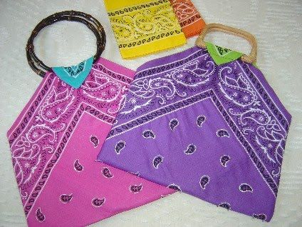 bandana roundup! - A girl and a glue gun Bandana Crafts, Girl Scout Crafts, Girl Scout Ideas, Scouts Crafts, Operation Christmas Child, Summer Diy, Crafty Craft, Crafts To Do, Bandanas