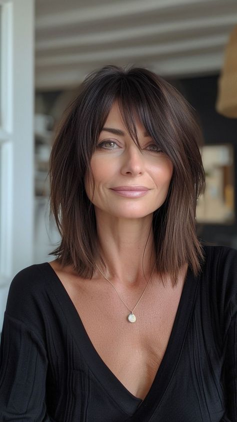 17 Radiant Hairstyles for Long Face Radiance Trendy Medium Length Haircuts With Layers, Modern Short Hair, Long Hairstyle Ideas, Best Haircuts For Women, Medium Length Hair With Bangs, Best Haircuts, Long Face Hairstyles, Long Hairstyle, Long Face