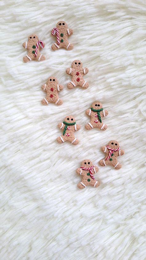 Polymer Clay Christmas Earrings Gingerbread Man, Gingerbreadman Cookie, Christmas Polymer Clay Earrings, Clay Christmas Earrings, Christmas Polymer Clay, Christmas Creative, Collection Ideas, Clay Christmas, Diy Jewlery