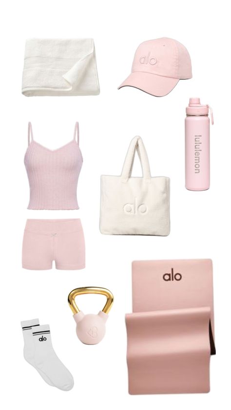 #aloyoga #yoga #pink #aesthetic Alo Outfit Aesthetic, Alo Aesthetic, Yoga Set, Alo Yoga, Pink Aesthetic, Yoga, Cream, Pink