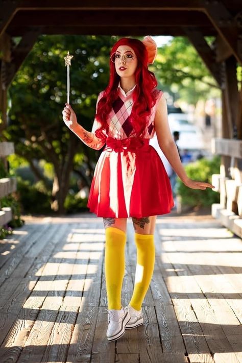 Celeste Cosplay, Animal Crossing Costume, Celeste Animal Crossing, Custome Ideas, Strawberry Shortcake Costume, Cosplay Photography, Anime Halloween, Unique Halloween Costumes, Cosplay Diy