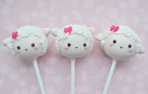 Sheep Cake Pops Lamb Cake Pops, Sheep Cake Pops, Sheep Desserts, Easter Truffles, Animals Cookies, Dhul Hijjah, Sheep Cake, Easter Cake Pops, Lamb Cake