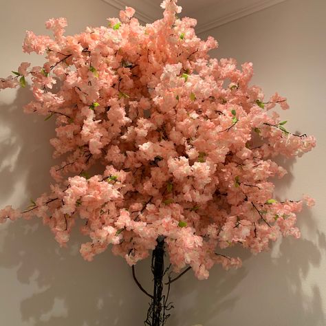 Fake Blossom Tree, Diy Tree In Corner Of Room, Cherry Blossom Centerpiece Diy, Artificial Cherry Blossom Tree Decor, Diy Tree In Bedroom, Diy Cherry Blossom Tree How To Make, Diy Fake Tree Decor, Faux Cherry Blossom Tree, How To Make Artificial Tree