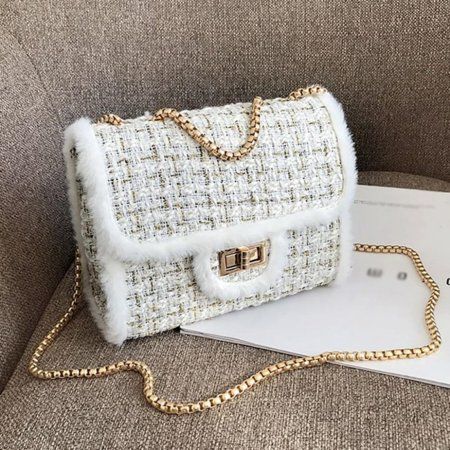 Korean Bags, Tas Gucci, Korean Bag, Chic Purses, Diy Crochet Bag, Retro Shoulder Bag, Chic Crossbody Bag, My Style Bags, Tas Fashion