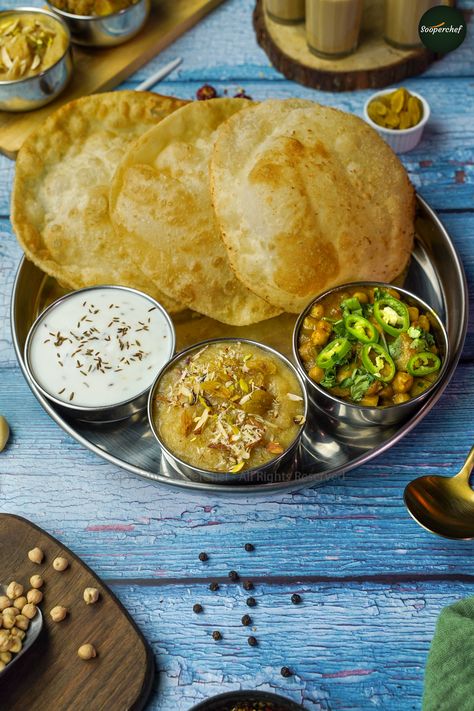 SooperChef - Halwa Puri with Aloo Chanay Recipe by SooperChef (Pakistani Nashta Platter Recipe) Sehri Recipes, Halwa Puri, Nashta Recipe, Breakfast Presentation, Cravings Recipes, Aloo Recipe, Aloo Recipes, Breakfast Platter, Food Photoshoot